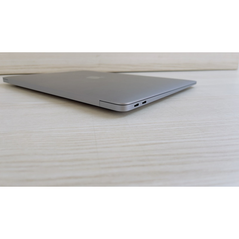 MacBook Air 2020 Space  i3 1.1ghz 8/128